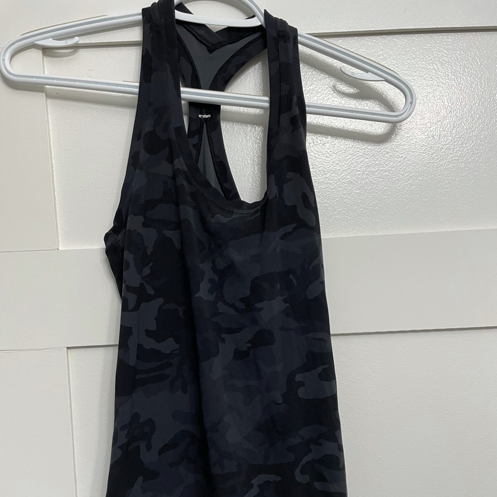 Lululemon size 4 Camo Racer Back
